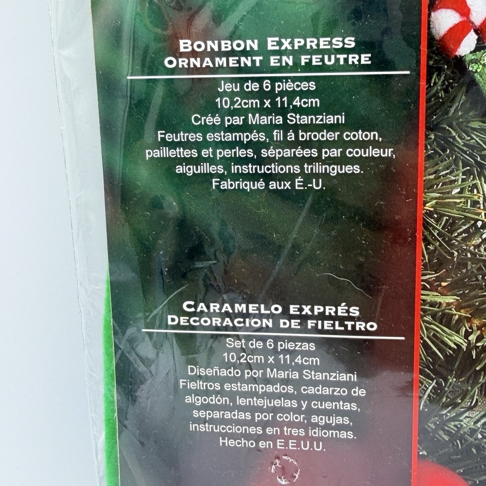Bucilla CANDY EXPRESS TRAIN Felt Christmas Ornaments Kit RARE Set of 6 NEW - Picture 3 of 6
